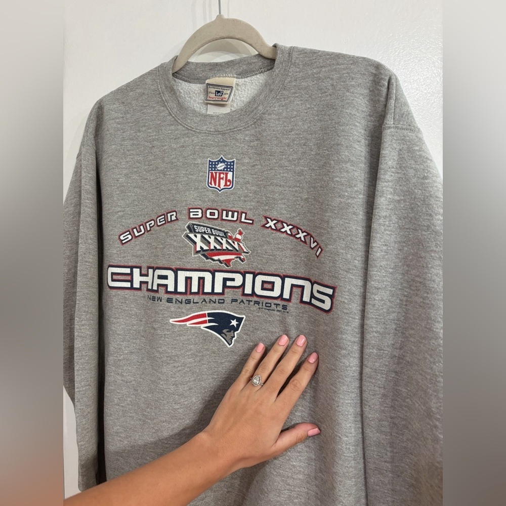VTG Patriot’s crewneck